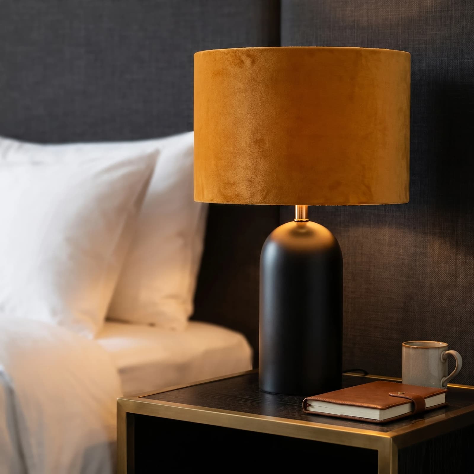 Obsidian Noir Golden Crown Accent Lamp 3