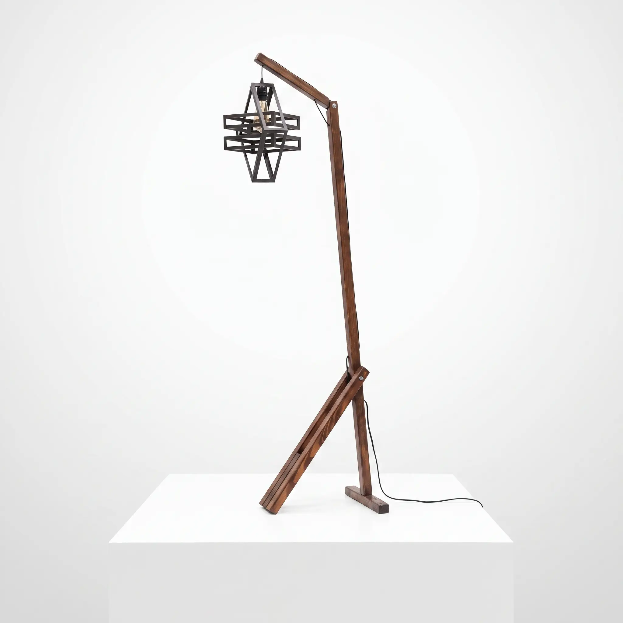 The Happy Floor Wooden Lamp 4