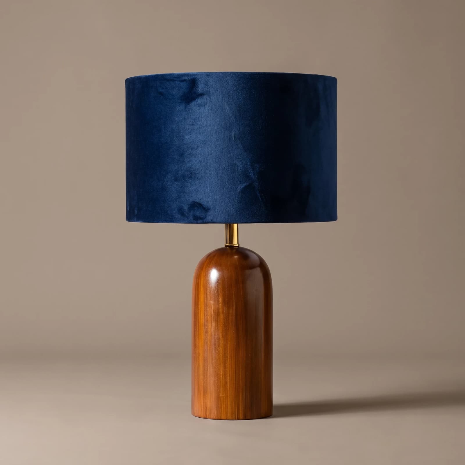 The Royal Sapphire Polished Accent Lamp