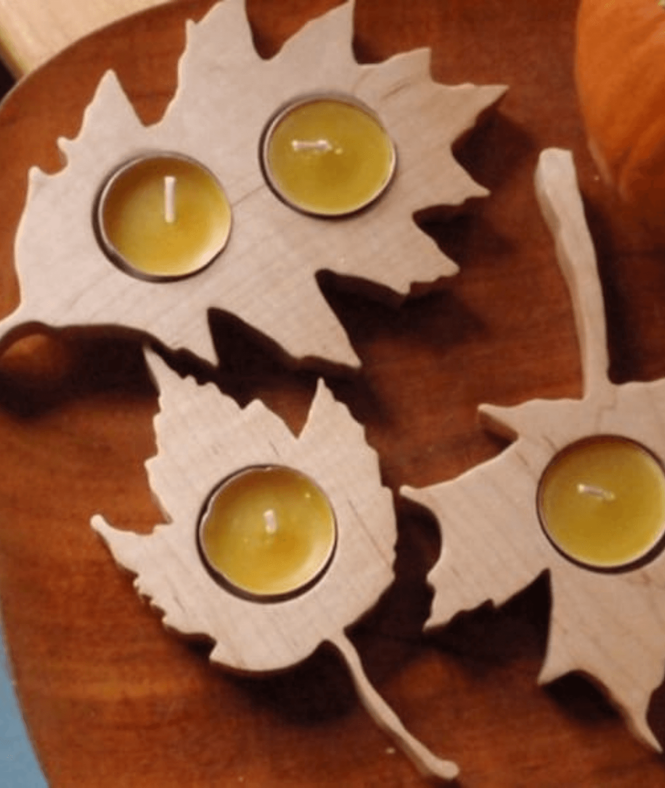 Maple Leaves Style Wooden Tealight Holders