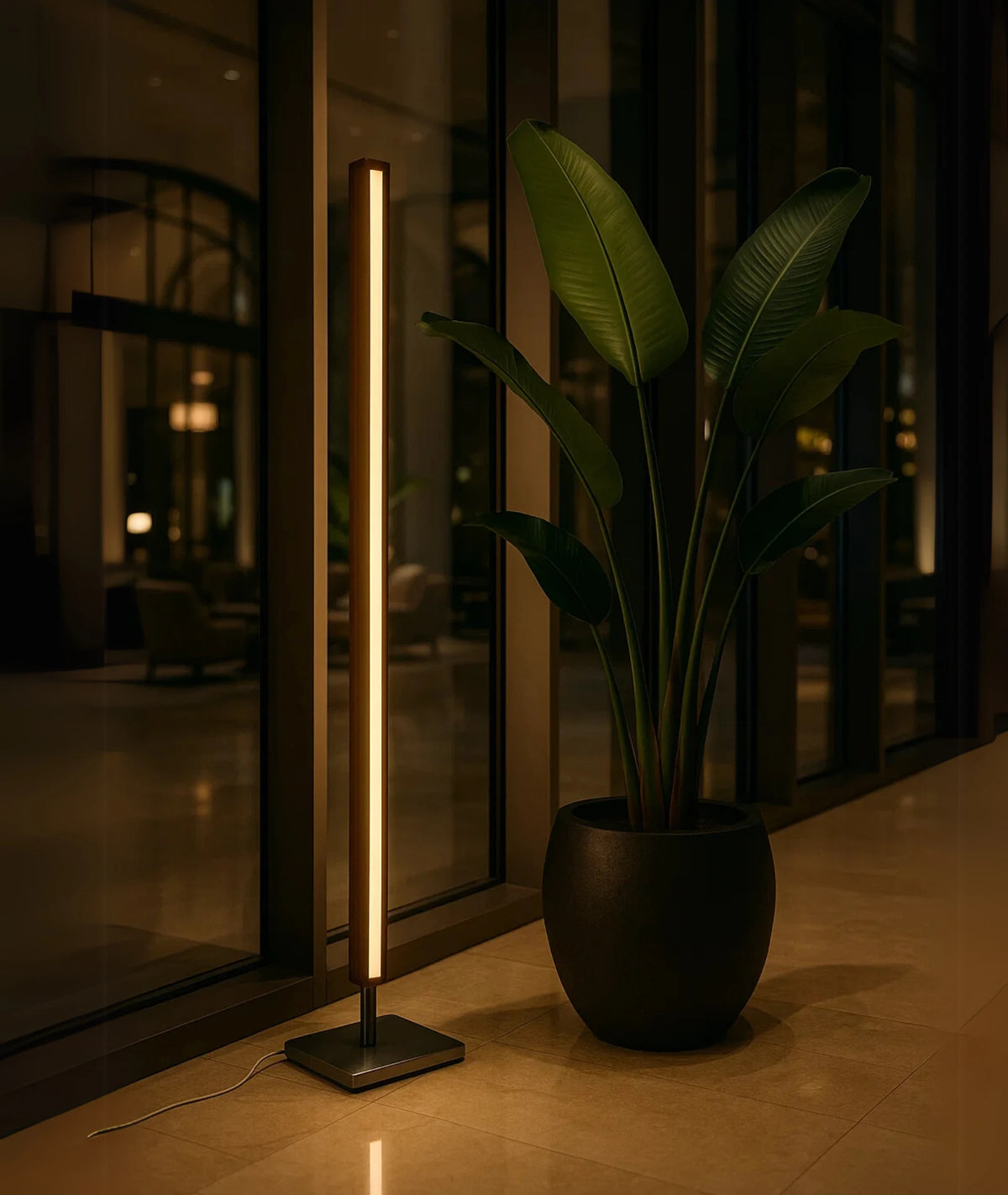 The Minimal Floor and Table light